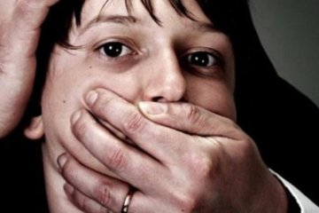 Поліцейські впіймали в харківському супермаркеті педофіла