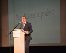 Томенко: Президент повинен обиратися тільки на один термін