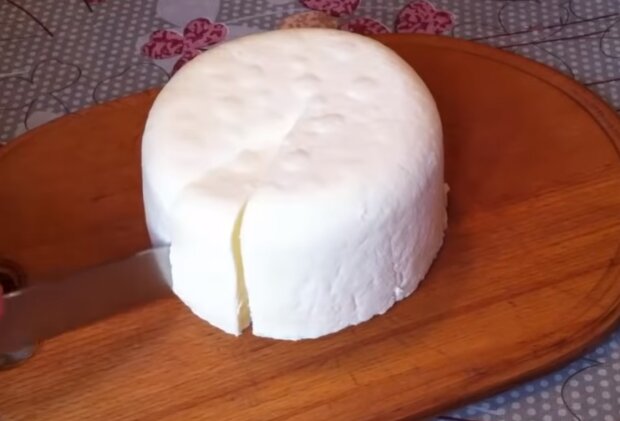 Домашний сыр, скриншот: YouTube
