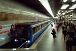 В киевском метро пассажиры устроили жестокое побоище: весь вагон залит кровью