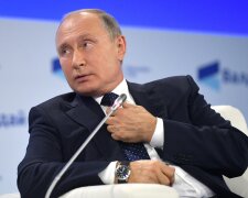 "Брехун і паразит": центр окупованого Криму прикрасили "привітанням" Путіну