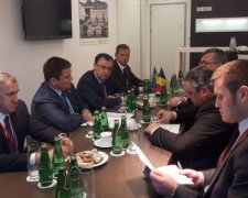 Стало відомо, про що говорили Клімкін з представником МЗС Молдови