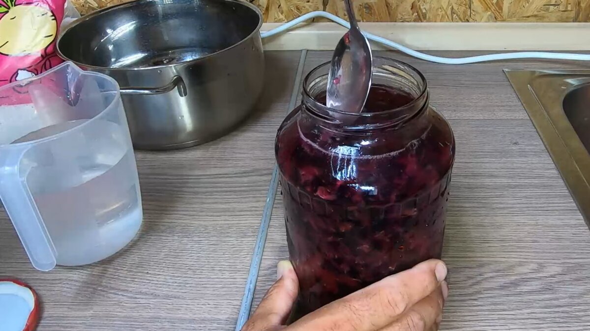 Как разводить пищевой спирт для настоек? Как разводить пищевой спирт для настоек?