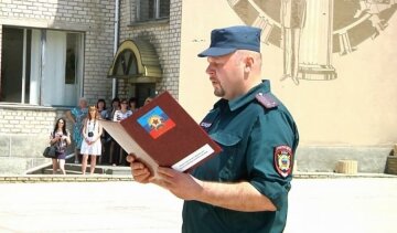 Выпускникам на Донбассе выдали поддельные дипломы
