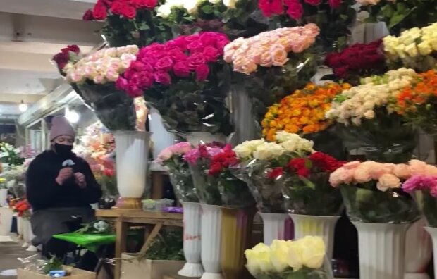 Цветы на 8 марта, кадр из видео