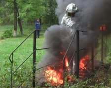  Палаючу смугу перешкод пройшли франківські пожежники (фото)