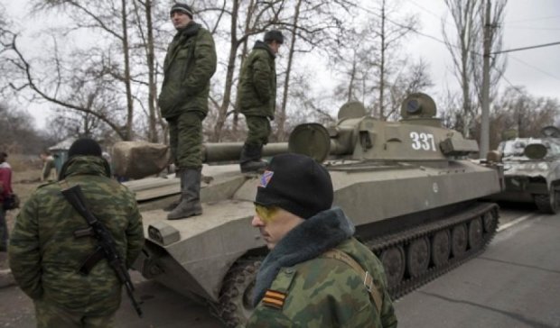 Боевики "ДНР" обстреляли жилые кварталы Водяного из танков