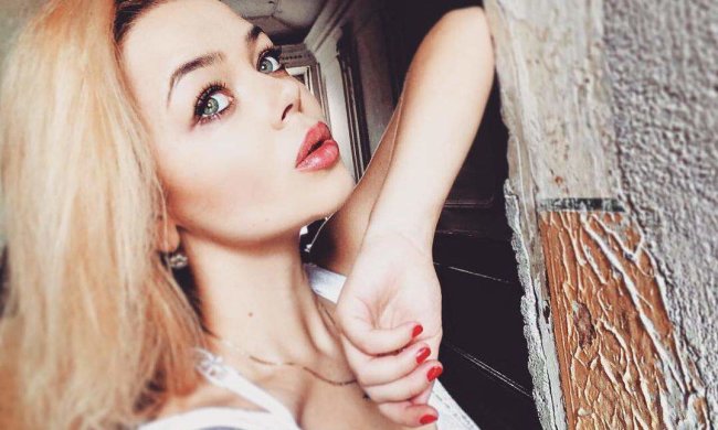 Аліна Гросу