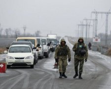 Особливий період: пункти пропуску на Донбасі запрацюють по-новому