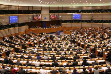 ЄС продовжив блокування інвестицій до Криму