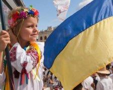 Декоммунизация праздников: Вятрович опубликовал новый календарь выходных