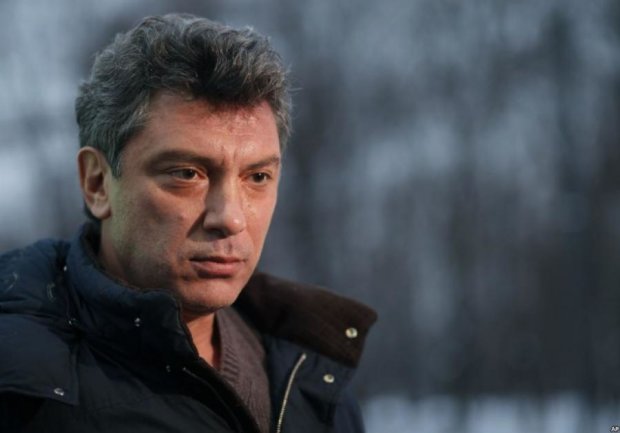 Московские клубы не почтят память Немцова
