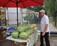 Вибираємо кавун і диню: як не отруїтися літніми ласощами