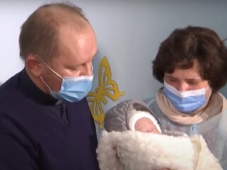 Во Львове спасли роженицу и ребенка от коронавируса: YouTube ТСН