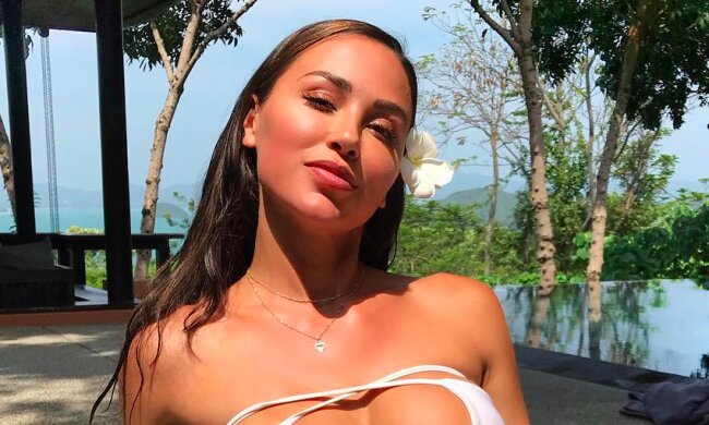 Ана Чері, instagram.com/anacheri/