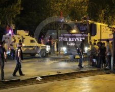 Подрыватель полицейского автомобиля задержан в Турции