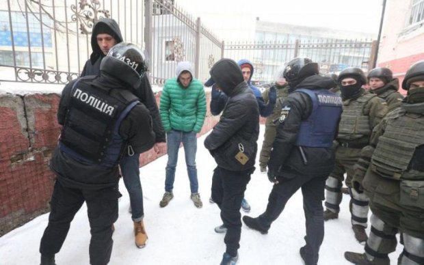 Судьи дрожат: киевский спецназ уже на пороге
