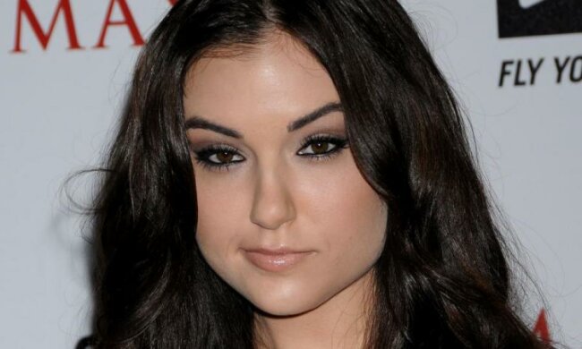 Сашка-монашка? Як живе колишня зірка фільмів для дорослих