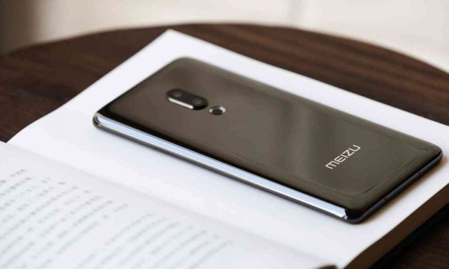 Це був жарт: Meizu безглуздо виправдалася за смартфон без кнопок