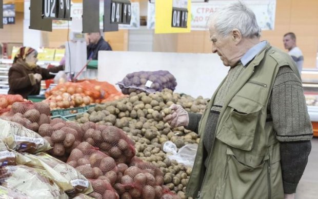 Названо единственное условие роста украинских пенсий