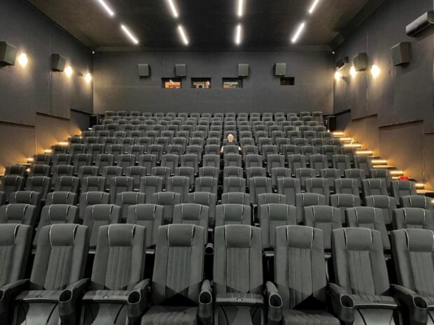 Тернополян посадят в кресла за миллион - все в кино