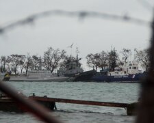 Командующий ВМФ рассказал, что натворила Россия с захваченными кораблями: "Сняли унитазы, розетки, угробили все..."