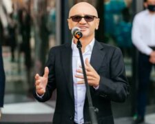 Пока киевляне страдают без света, владелец Дарницкой ТЭЦ Анатолий Шкрибляк развлекается на концерте Тейлор Свифт