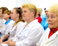 Українським медикам наобіцяли золоті гори