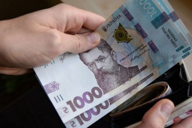 Деньги, гривны: фото economy.24tv.ua