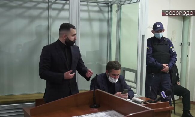 Керівник луганського Нацкорпусу Владислав Кирилов заявив, що проти нього ведеться політичне переслідування