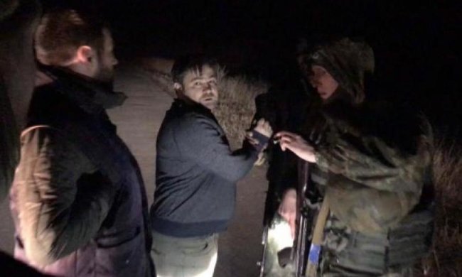 Помічник Чорновол наїхав на блокадника та втік