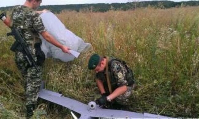 Російські безпілотники бомблять Донбас