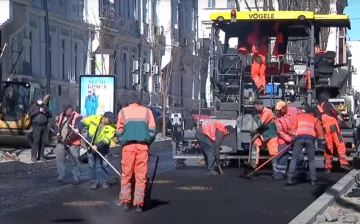 ремонт дороги, скріншот з відео