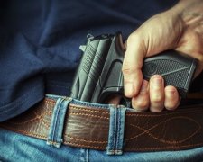 Тернопільські депутати влаштували п’яну перестрілку