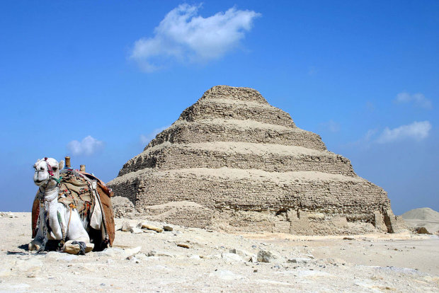 старейшая в мире пирамида Джосера