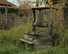 На Полтавщине 4-летний ребенок провалился в 30-метровый колодец