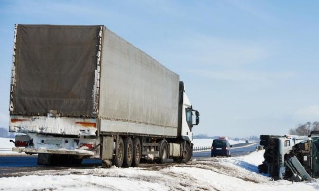 Хапаються за голову: під Рівним застрягли тонни добірних котлет