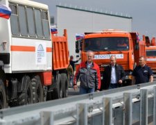 Прямая линия с Путиным: россияне завалили "царя" неудобными вопросами