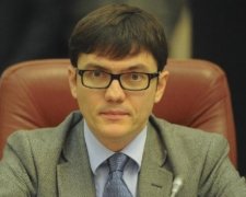 Зарплати в міністерствах повинні бути від 25 тис. грн - Пивоварський