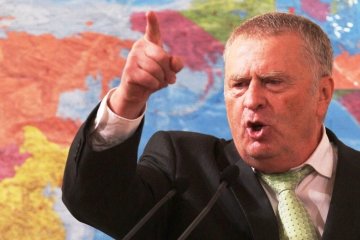 Жириновський запропонував переписати історію