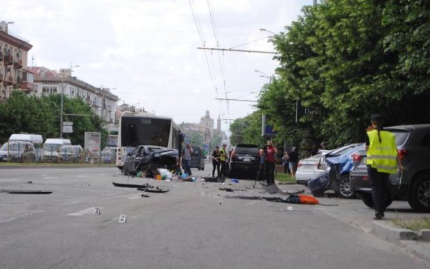 Десять машин в мотлох: страшна аварія сколихнула Україну, є постраждалі