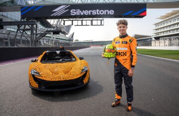 Копія McLaren P1 з деталей LEGO, фото: McLaren