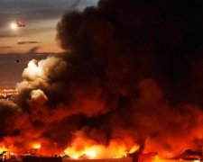 Авіація, рятувальники та паніка: Москва почорніла через страшну пожежу