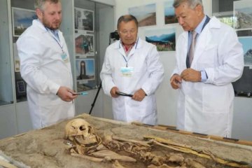 Роскошная мумия: археологи откопали "золотого человека"