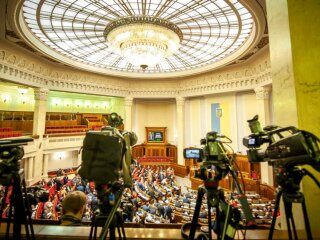 У Зеленского сказали, что достанется оппозиции