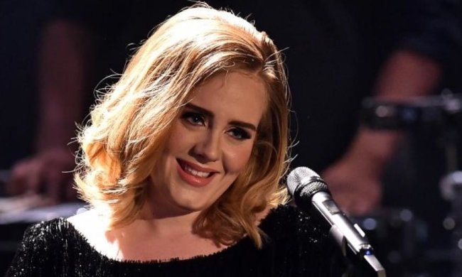 Співачка Адель одружилася