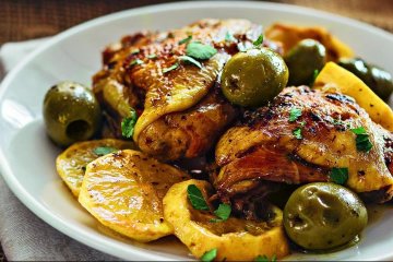 Универсальный рецепт курицы с лимоном и оливками