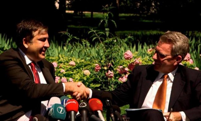 США дадуть грошей команді Саакашвілі