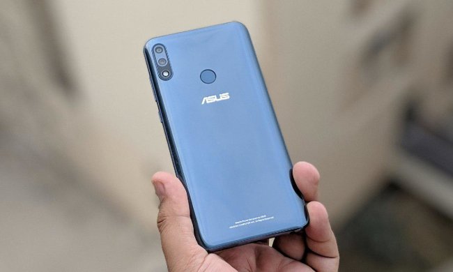 Смартфони Asus ZenFone надійшли у продаж в Україні: ціни, характеристики