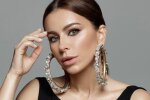 Лорак у міні-сукні розчарувала фігурою: тріщить по швах